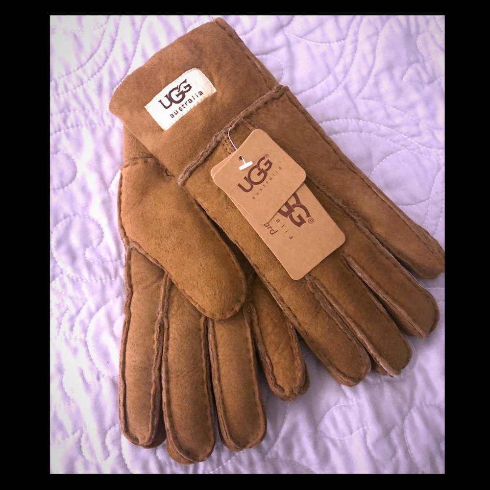 Suede UGG gloves